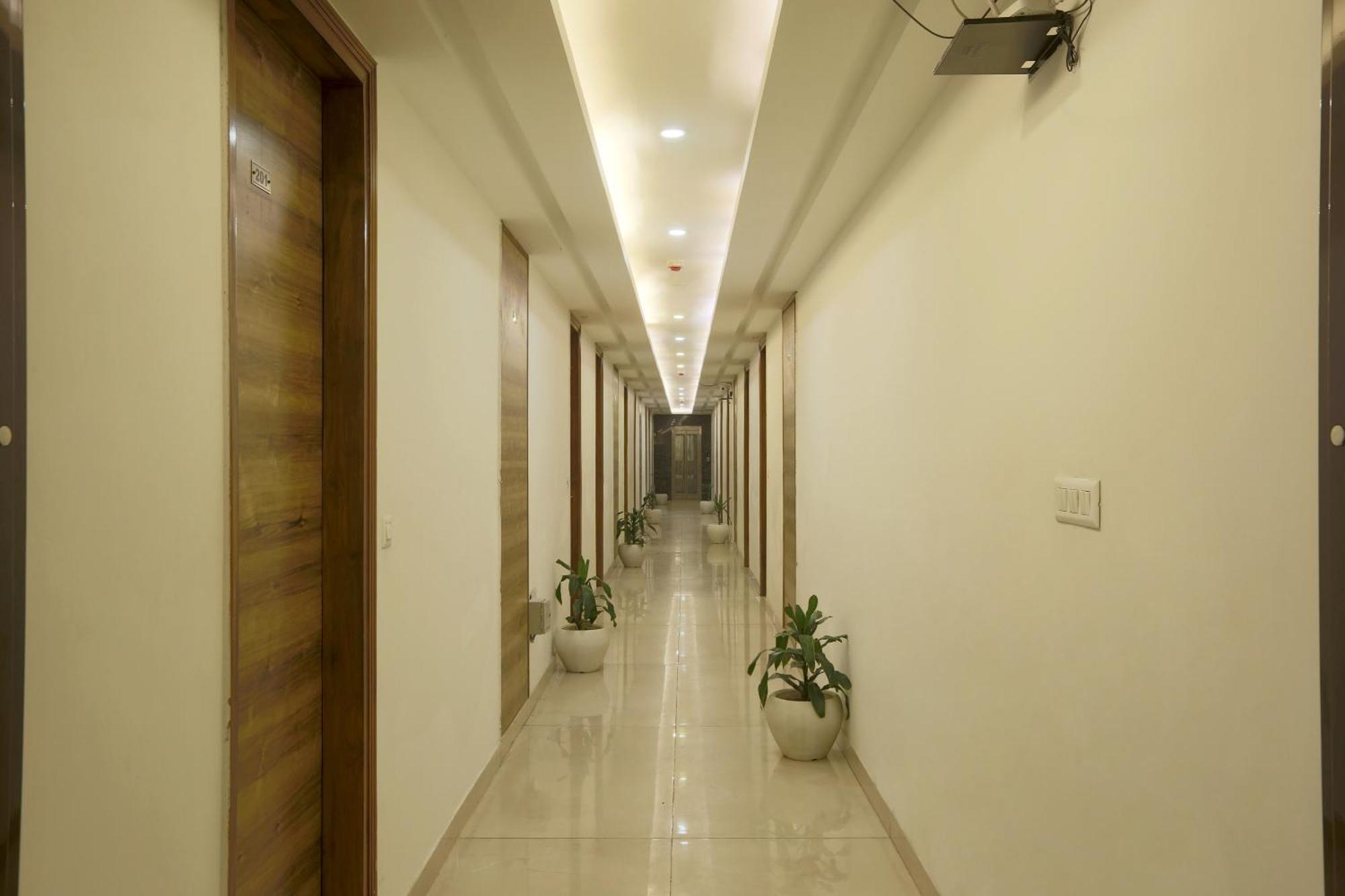 Hotel Prithvi Palace Igi Airport Delhi Nowe Delhi Zewnętrze zdjęcie